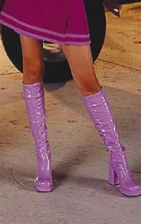 daphne scooby doo boots.